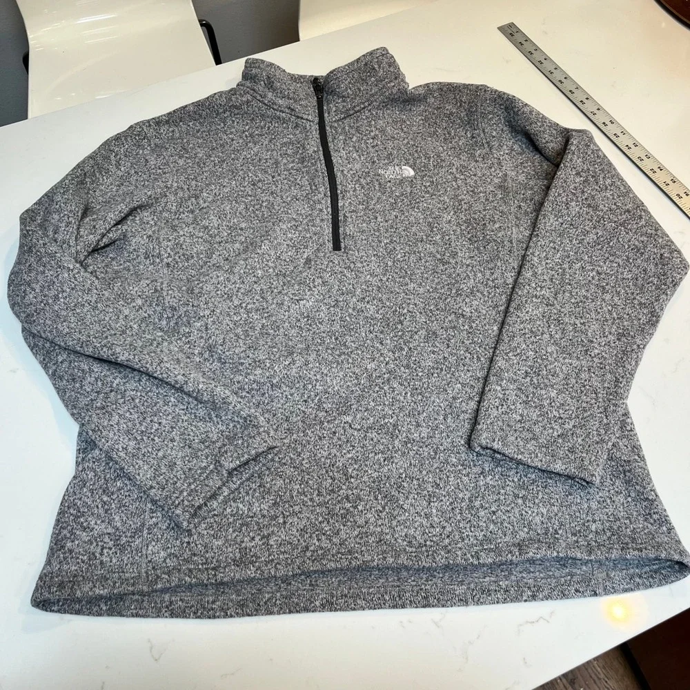 The North Face Mens XL Quarter Zip Fleece Sweater Pullover Grey F14